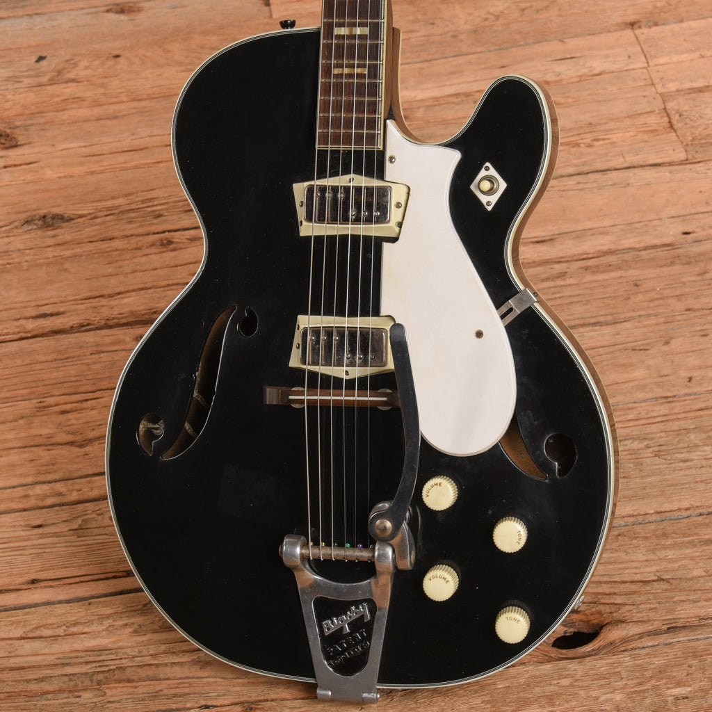 Silvertone 1446 Black 1960s - View 2 | MusicMarket