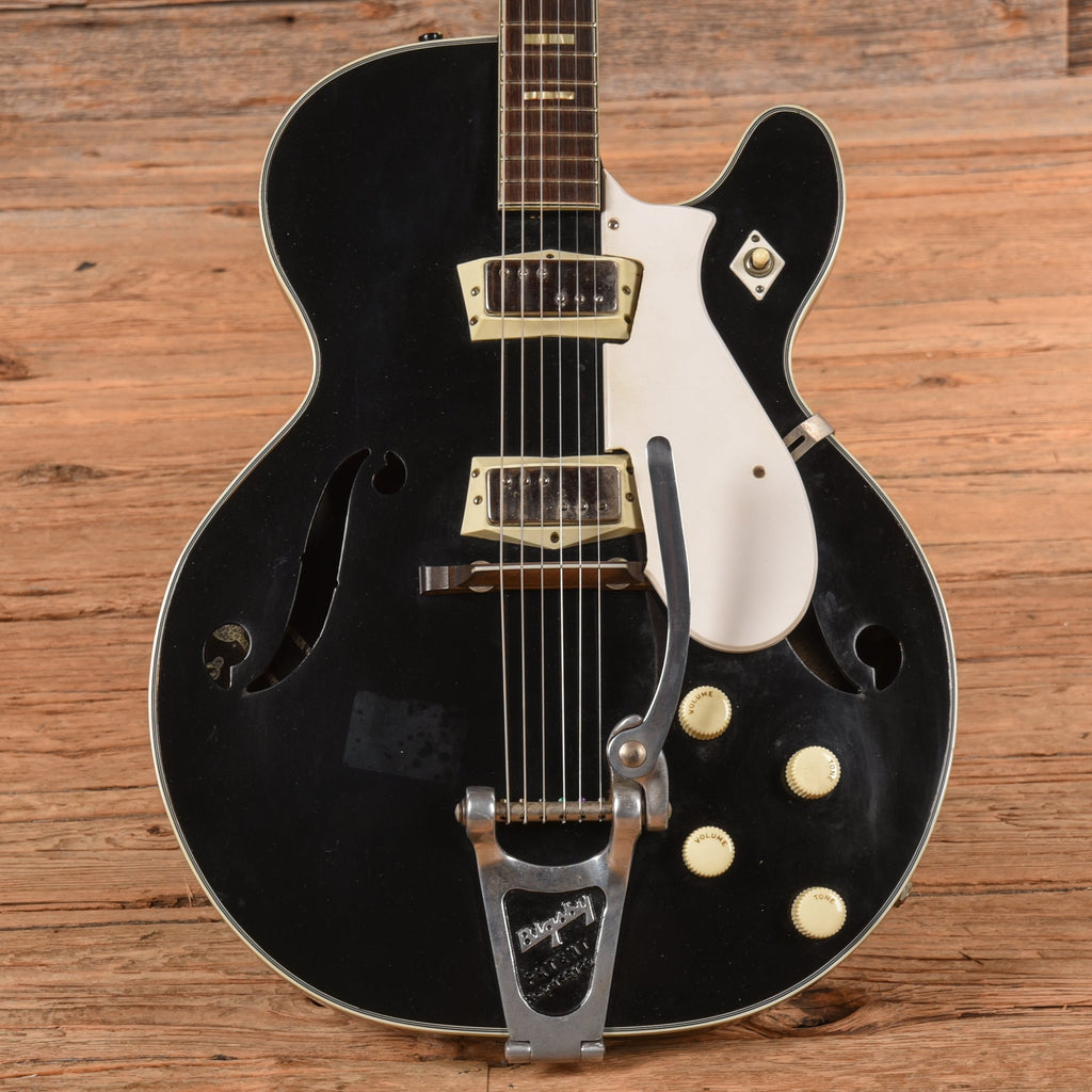 Silvertone 1446 Black 1960s - MusicMarket