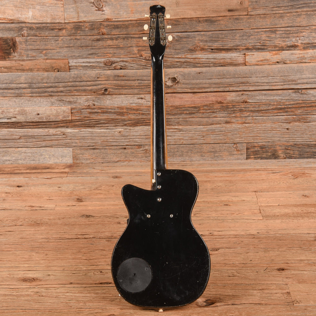 Silvertone Peanut Body Black 1960s - View 5 | MusicMarket