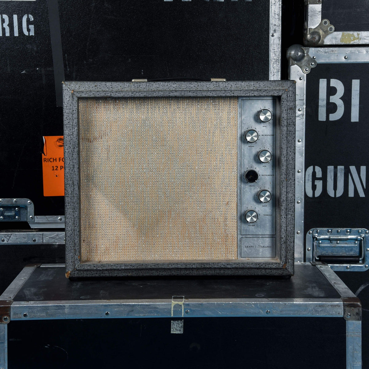 Silvertone 1482 1965 - MusicMarket