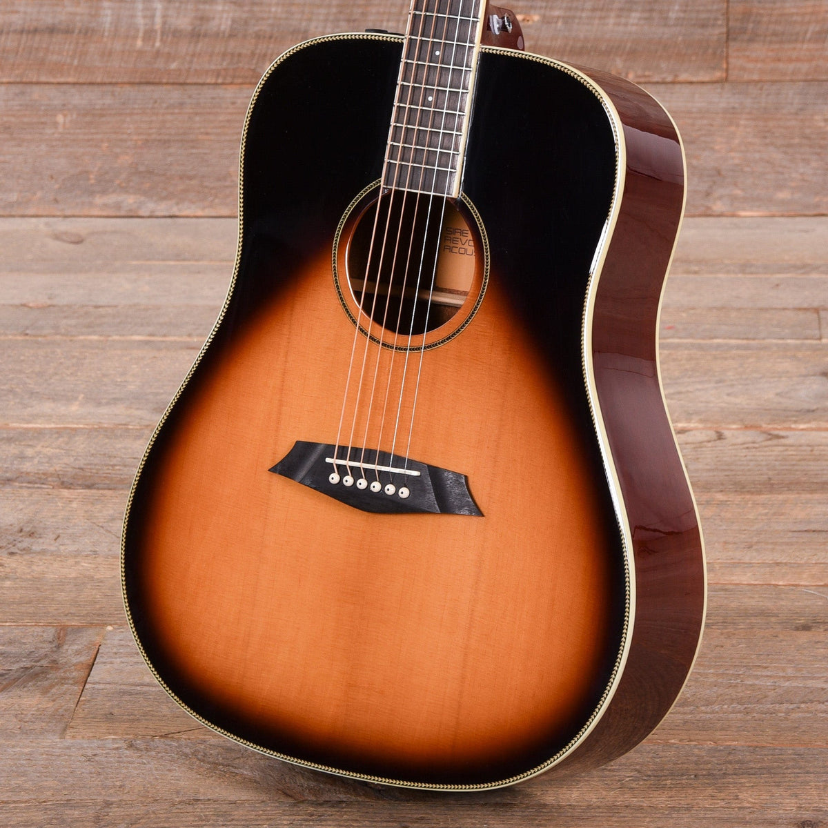Sire Larry Carlton A3-D Dreadnought Spruce/Mahogany Vintage Sunburst - View 2 | MusicMarket