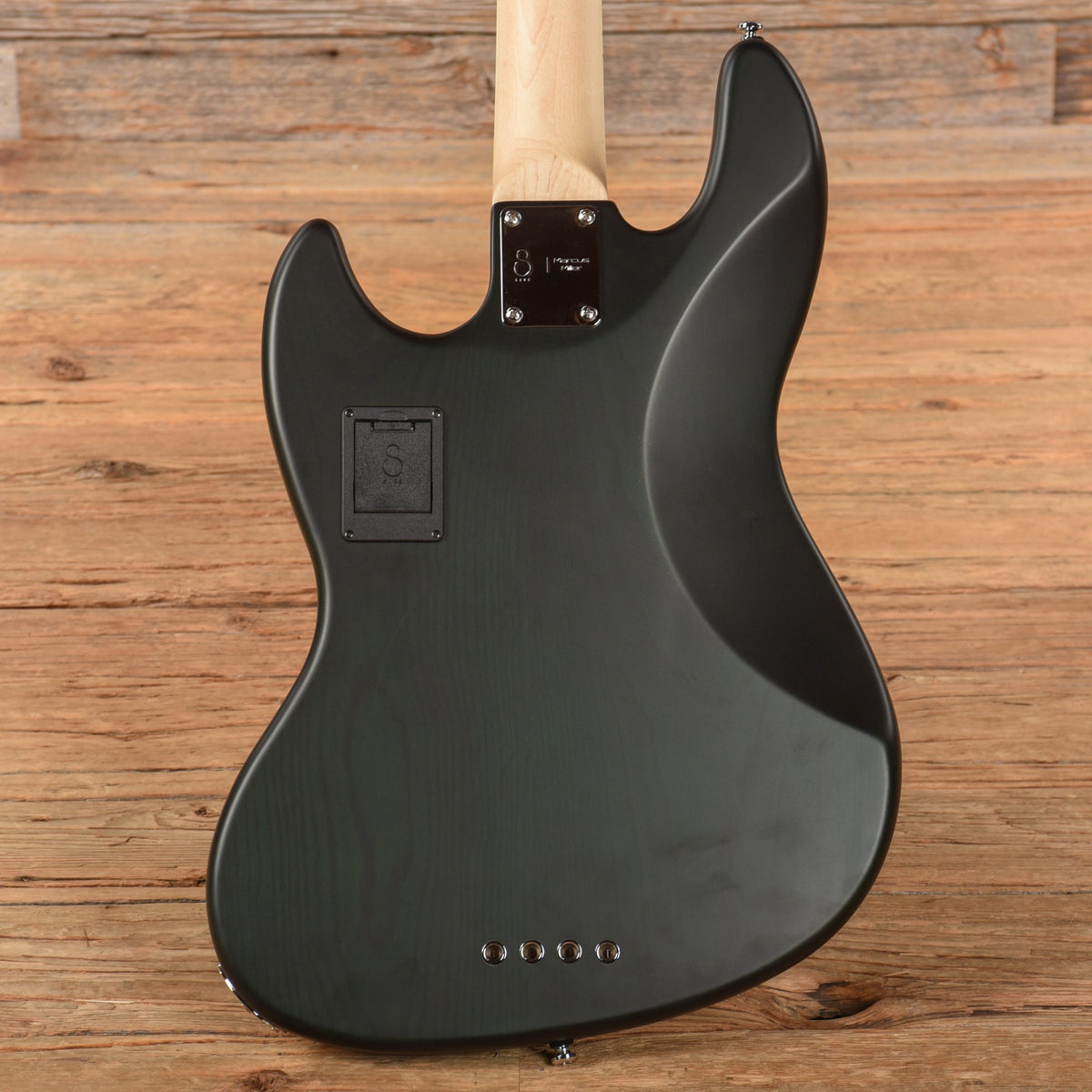 Sire Marcus Miller V7 4-String Swamp Ash/Poplar Reissue Transparent Green Satin - View 3 | MusicMarket