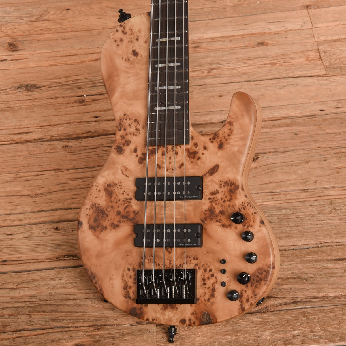Sire Marcus Miller F10 5-String Natural Satin 2025 - View 2 | MusicMarket