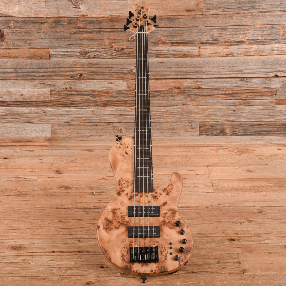 Sire Marcus Miller F10 5-String Natural Satin 2025 - View 4 | MusicMarket
