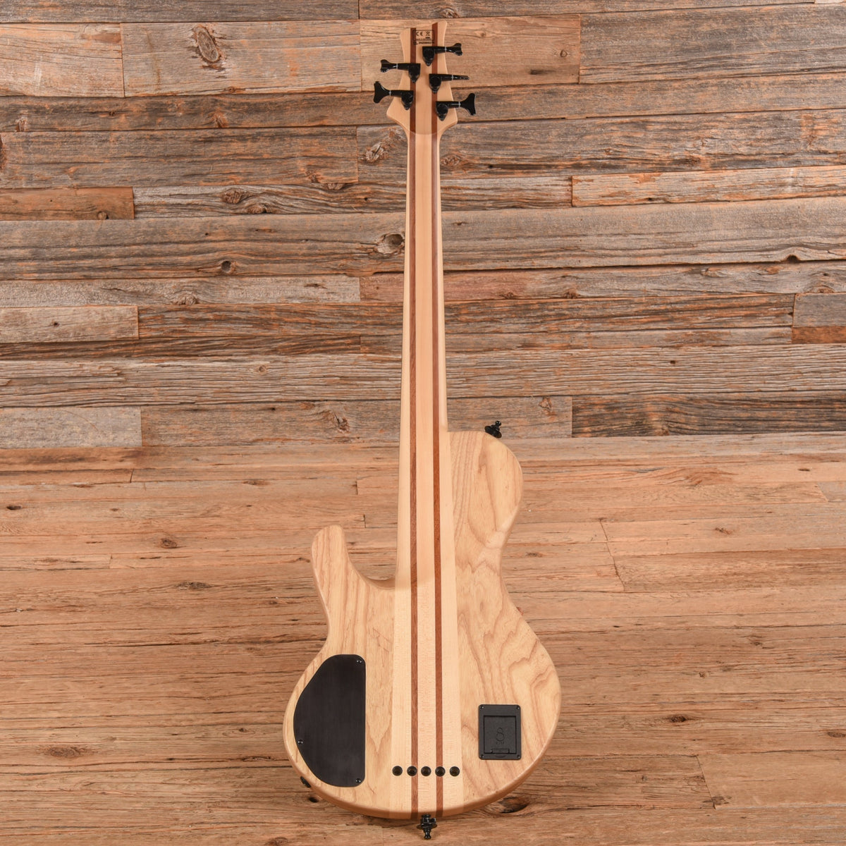 Sire Marcus Miller F10 5-String Natural Satin 2025 - View 5 | MusicMarket