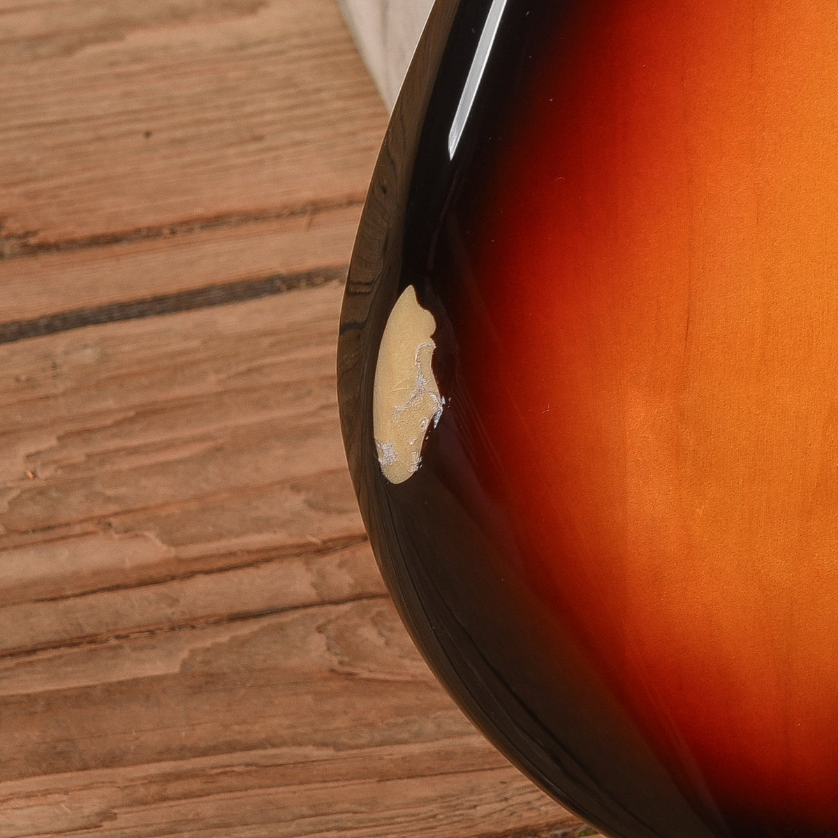 Squier Affinity Jazz Bass 3-Tone Sunburst - View 8 | MusicMarket