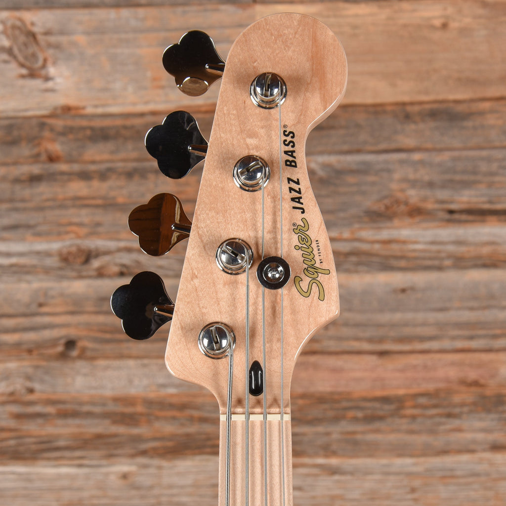 Squier Affinity Jazz Bass 3-Tone Sunburst - View 6 | MusicMarket