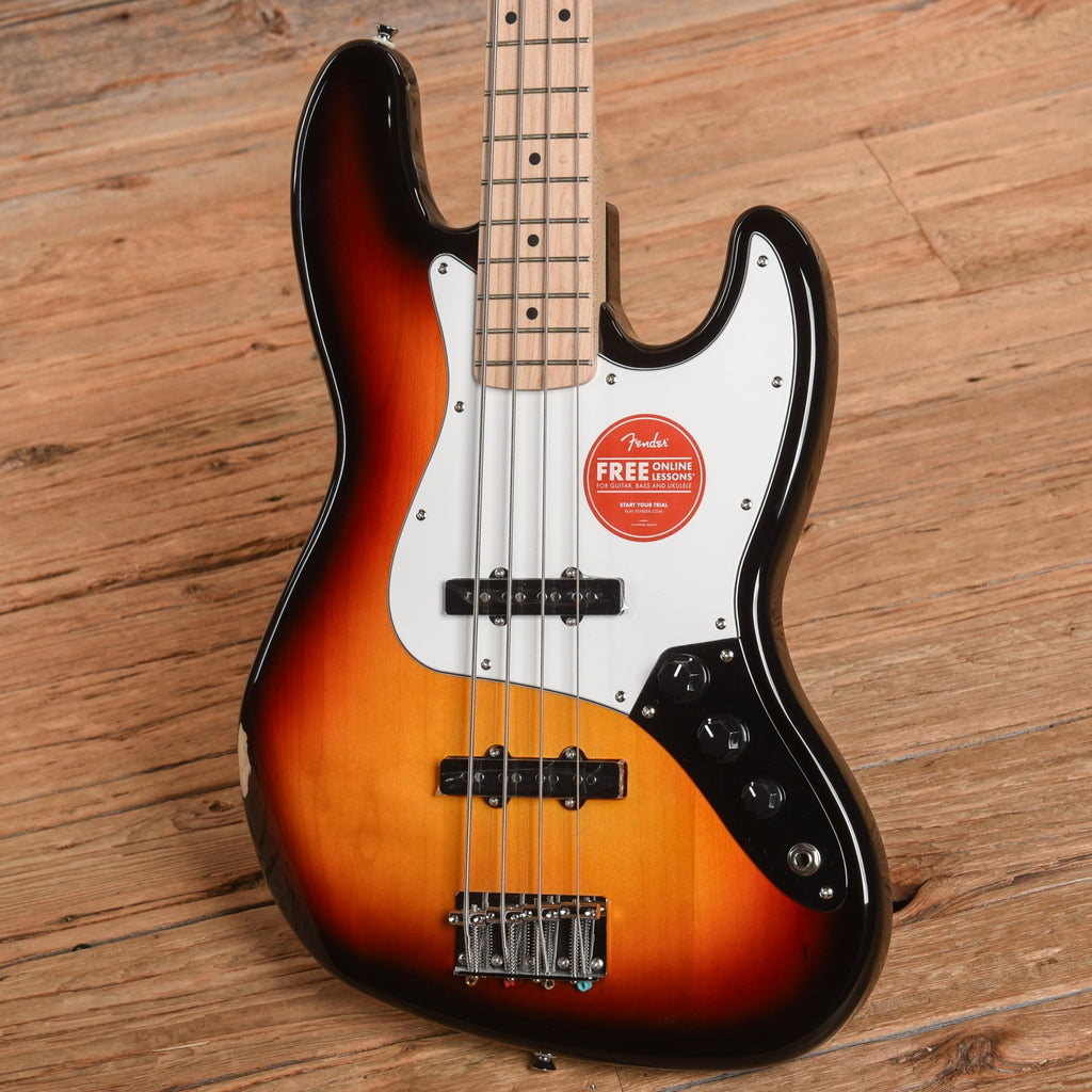 Squier Affinity Jazz Bass 3-Tone Sunburst - View 2 | MusicMarket