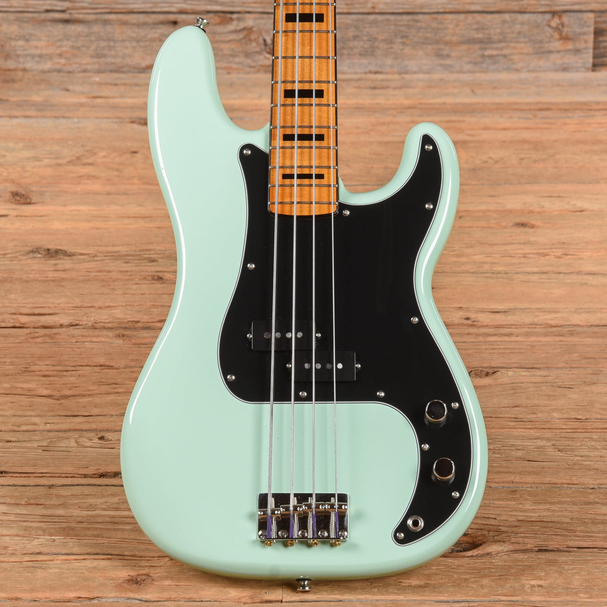 Squier Classic Vibe '70s Precision Bass Surf Green 2022 - MusicMarket