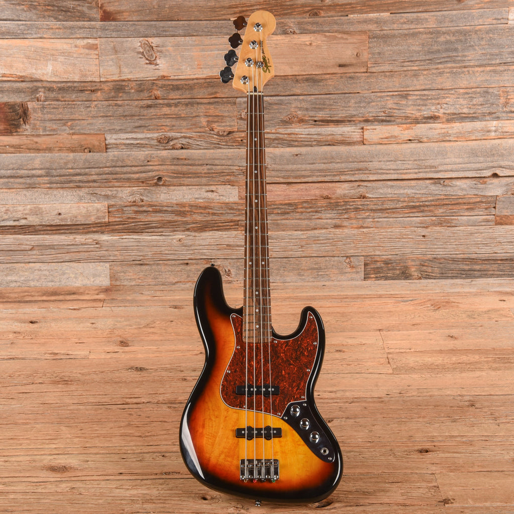 Squier Vintage Modified Jazz Bass Sunburst 2016 - View 4 | MusicMarket