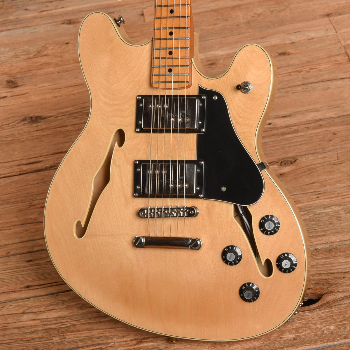 Squier Classic Vibe Starcaster Natural 2020 - View 2 | MusicMarket