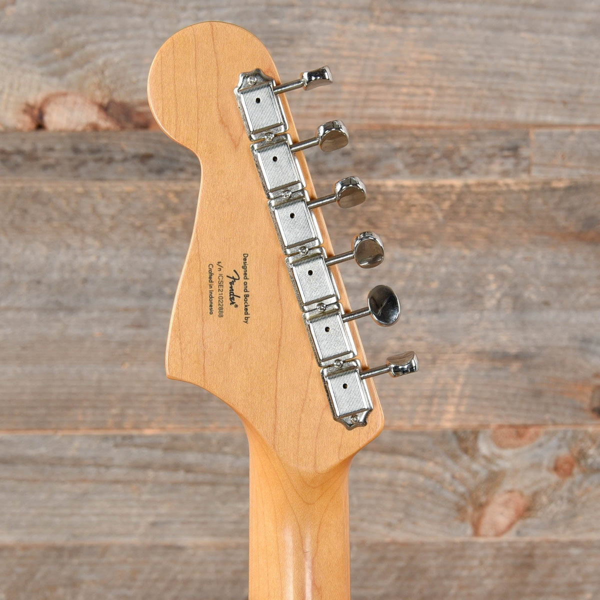 Squier Classic Vibe Late '50s Jazzmaster White Blonde w/Gold Anodized Pickguard - View 7 | MusicMarket
