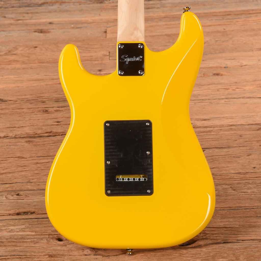 Squier FSR Affinity Stratocaster HSS Graffiti Yellow - View 3 | MusicMarket