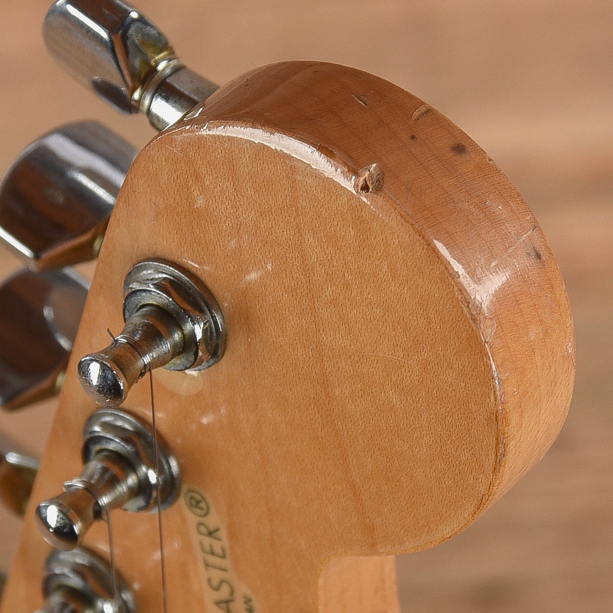Squier MIJ Stratocaster Sunburst 1986 - View 12 | MusicMarket
