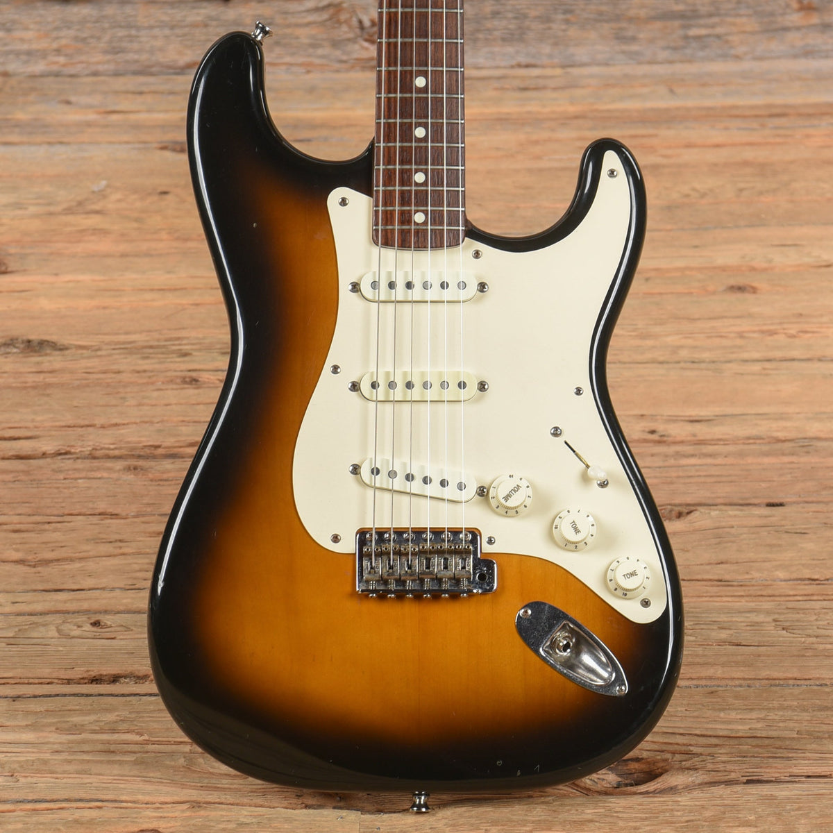 Squier MIJ Stratocaster Sunburst 1986 - MusicMarket