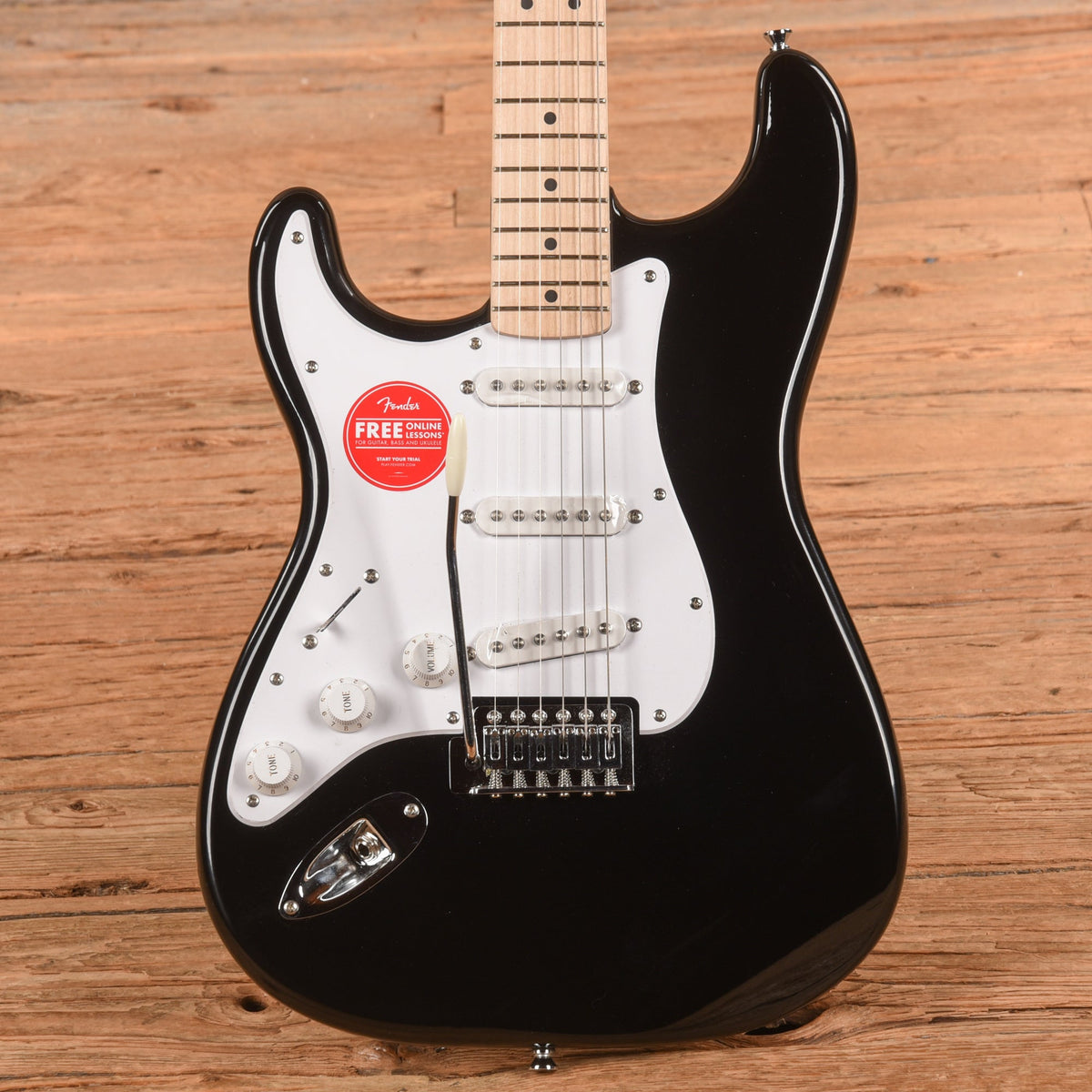 Squier Sonic Stratocaster Black LEFTY - MusicMarket