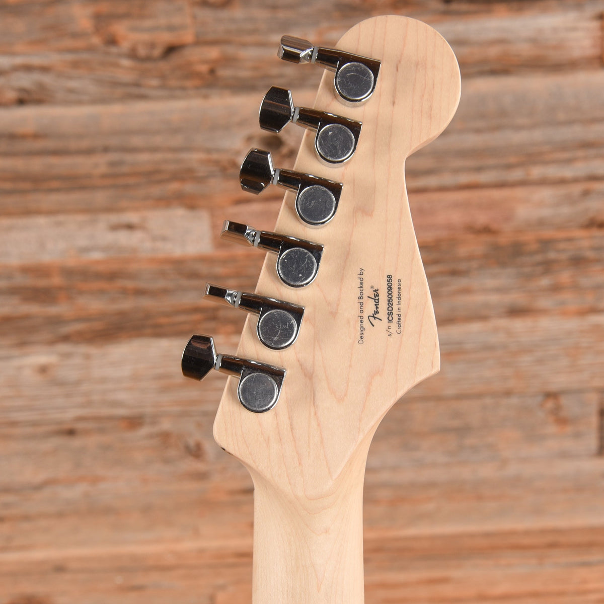 Squier Sonic Stratocaster Black LEFTY - View 7 | MusicMarket