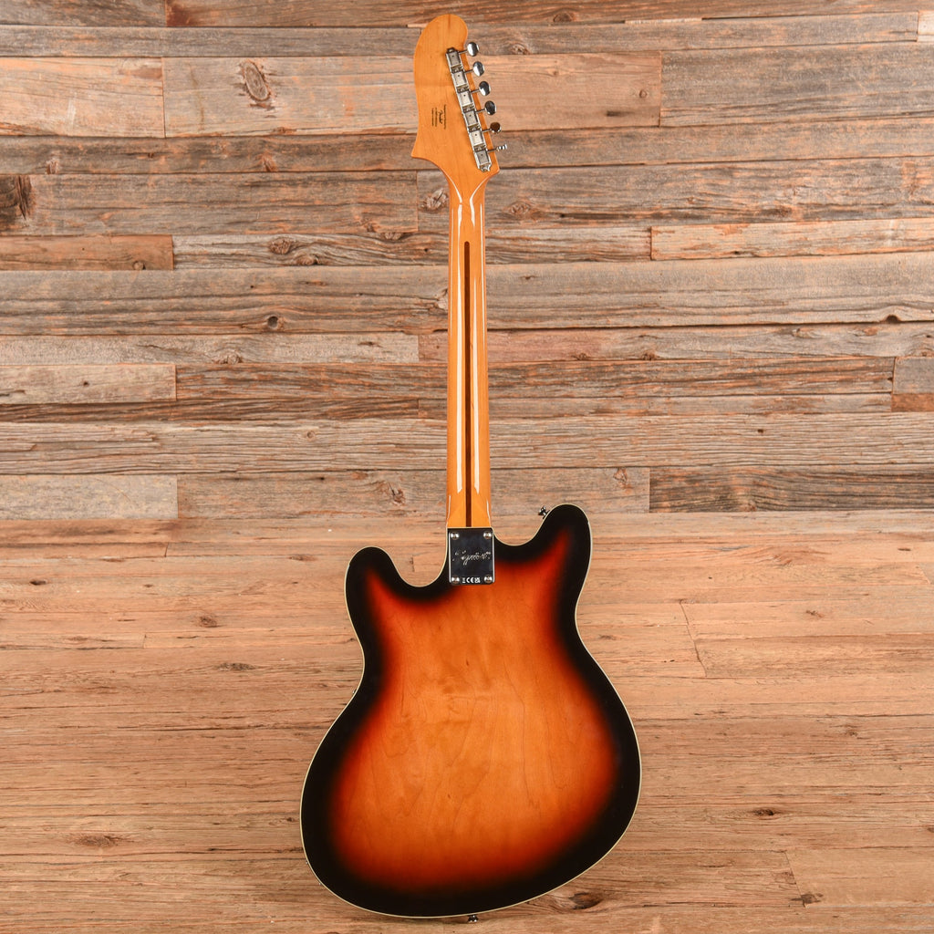 Squier Classic Vibe Starcaster 3-Color Sunburst 2024 - View 5 | MusicMarket
