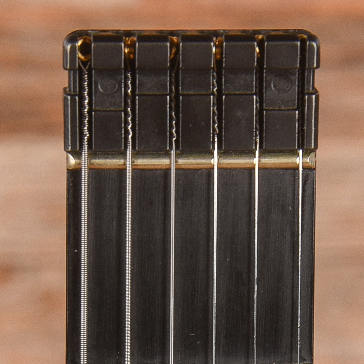 Steinberger GM7SA Sunburst 2005 - View 6 | MusicMarket