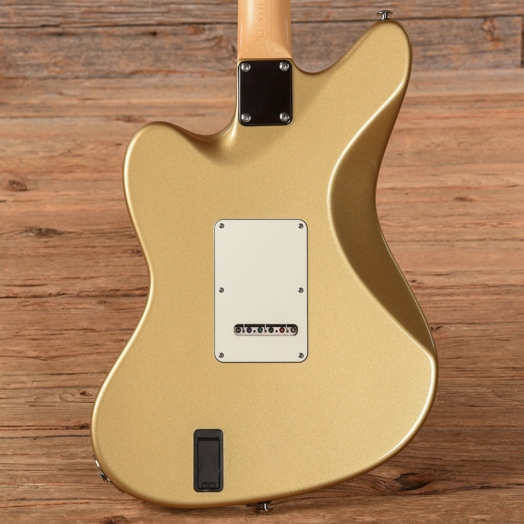 Suhr Classic JM Pro Gold 2023 - View 3 | MusicMarket