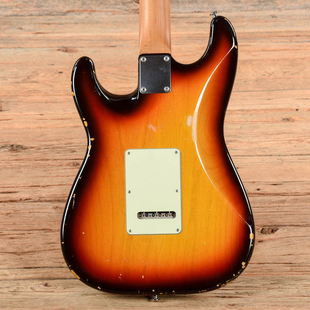 Suhr Classic S Antique Sunburst - View 3 | MusicMarket