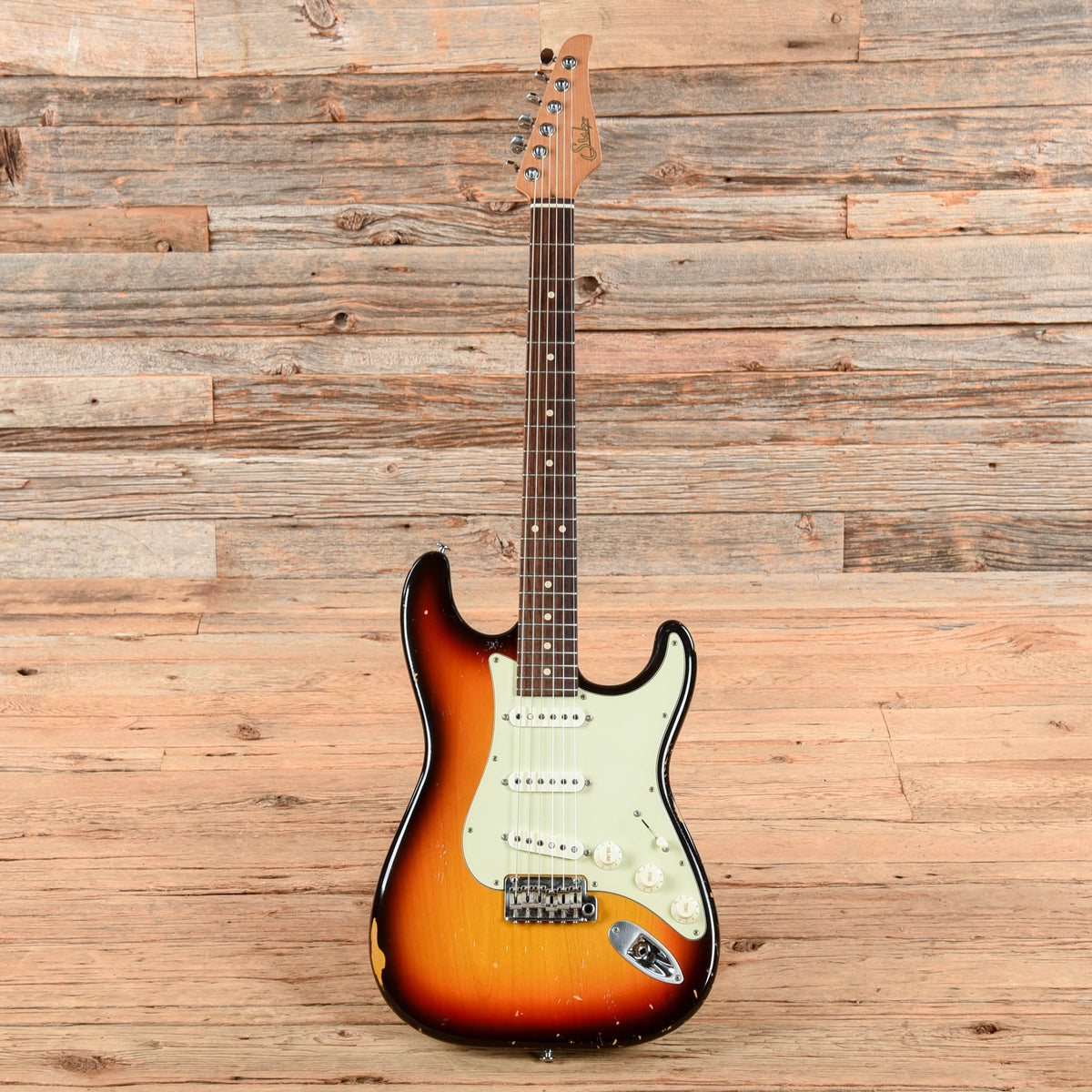 Suhr Classic S Antique Sunburst - View 4 | MusicMarket