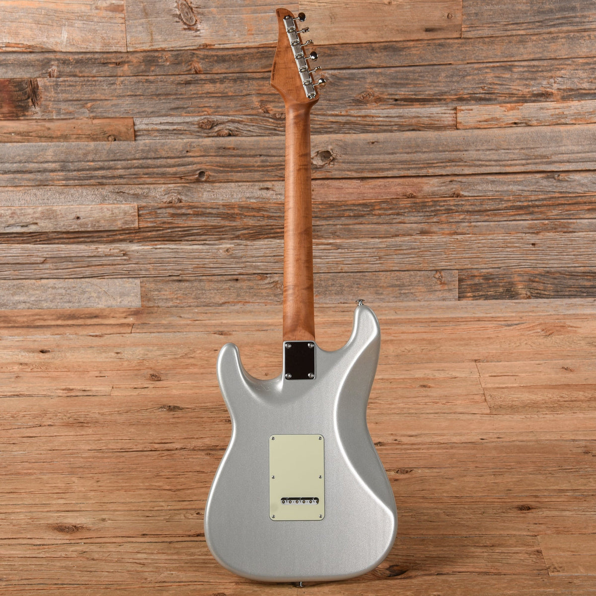 Suhr Classic S HSS Firemist Silver - View 5 | MusicMarket