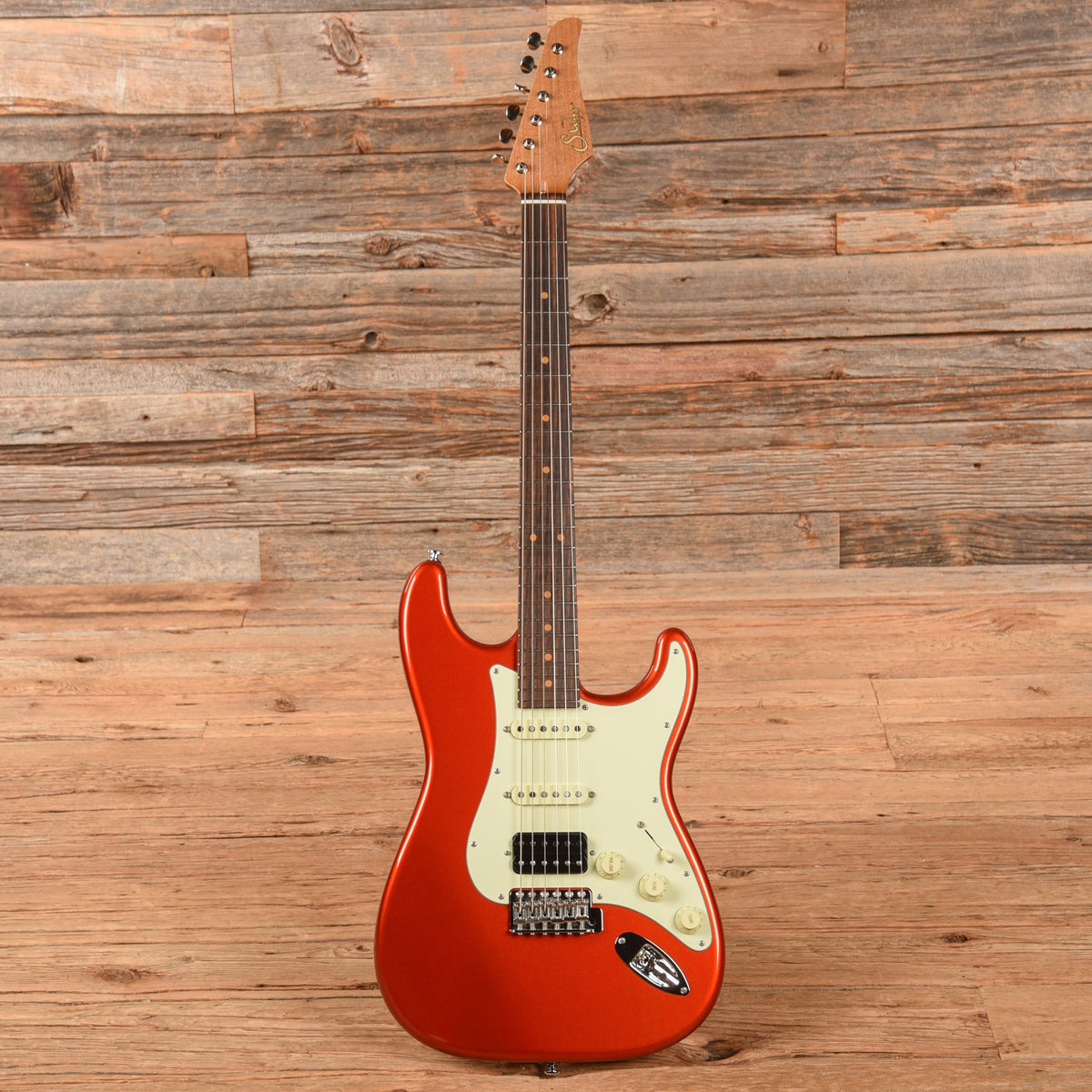 Suhr Classic S Vintage LE Candy Apple Red - View 4 | MusicMarket