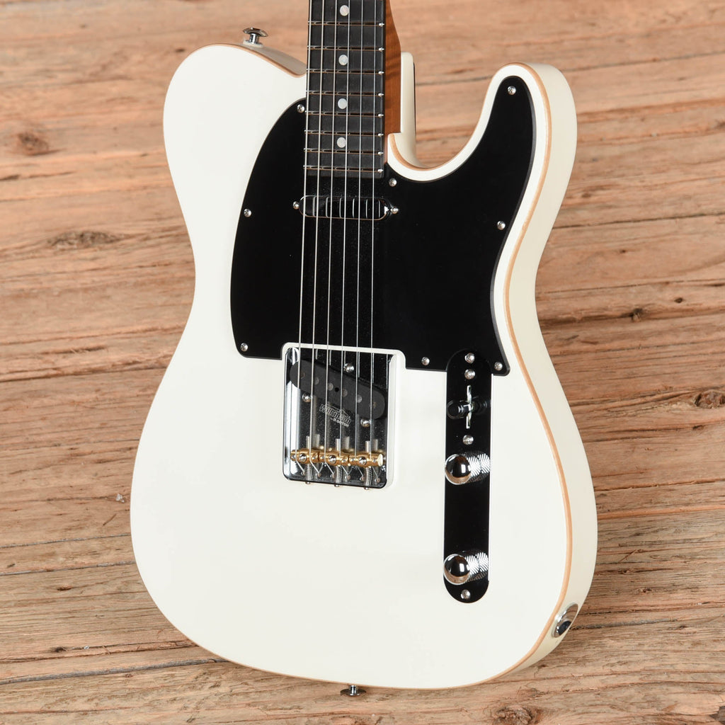 Suhr Classic T Satin White 2024 - View 2 | MusicMarket