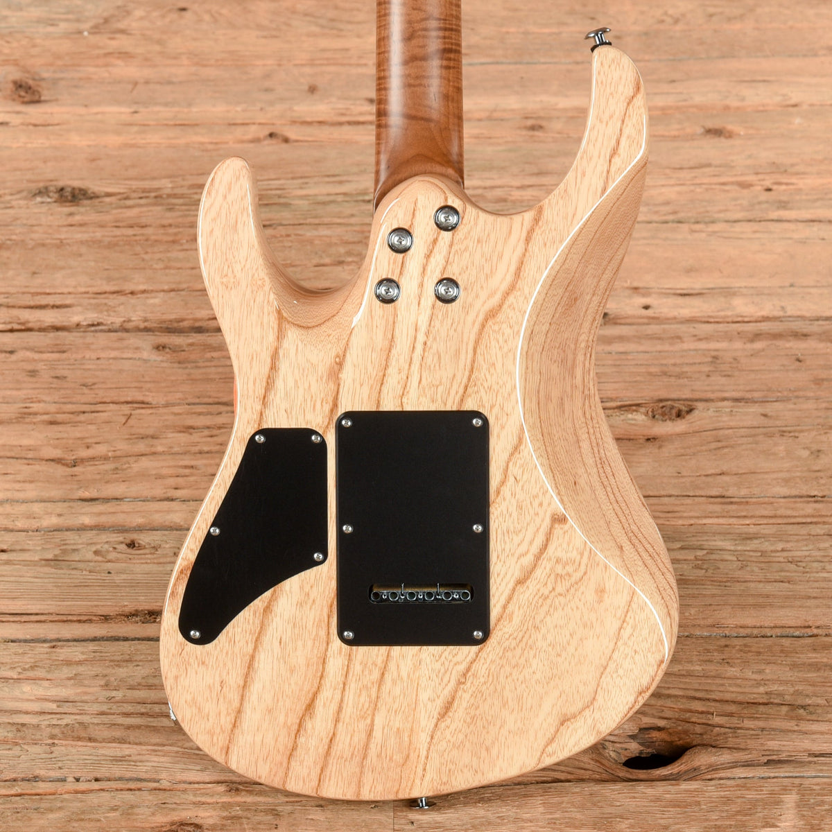 Suhr Custom Shop Modern HH Walnut - View 3 | MusicMarket