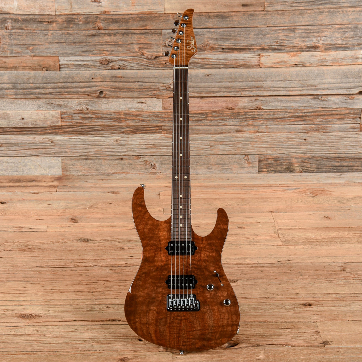 Suhr Custom Shop Modern HH Walnut - View 4 | MusicMarket