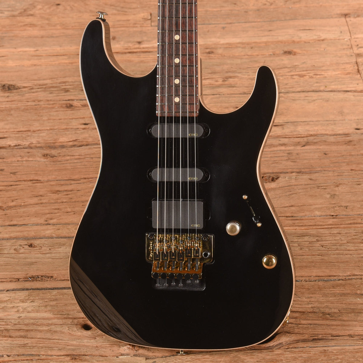 Suhr Standard Legacy Floyd Black - View 2 | MusicMarket