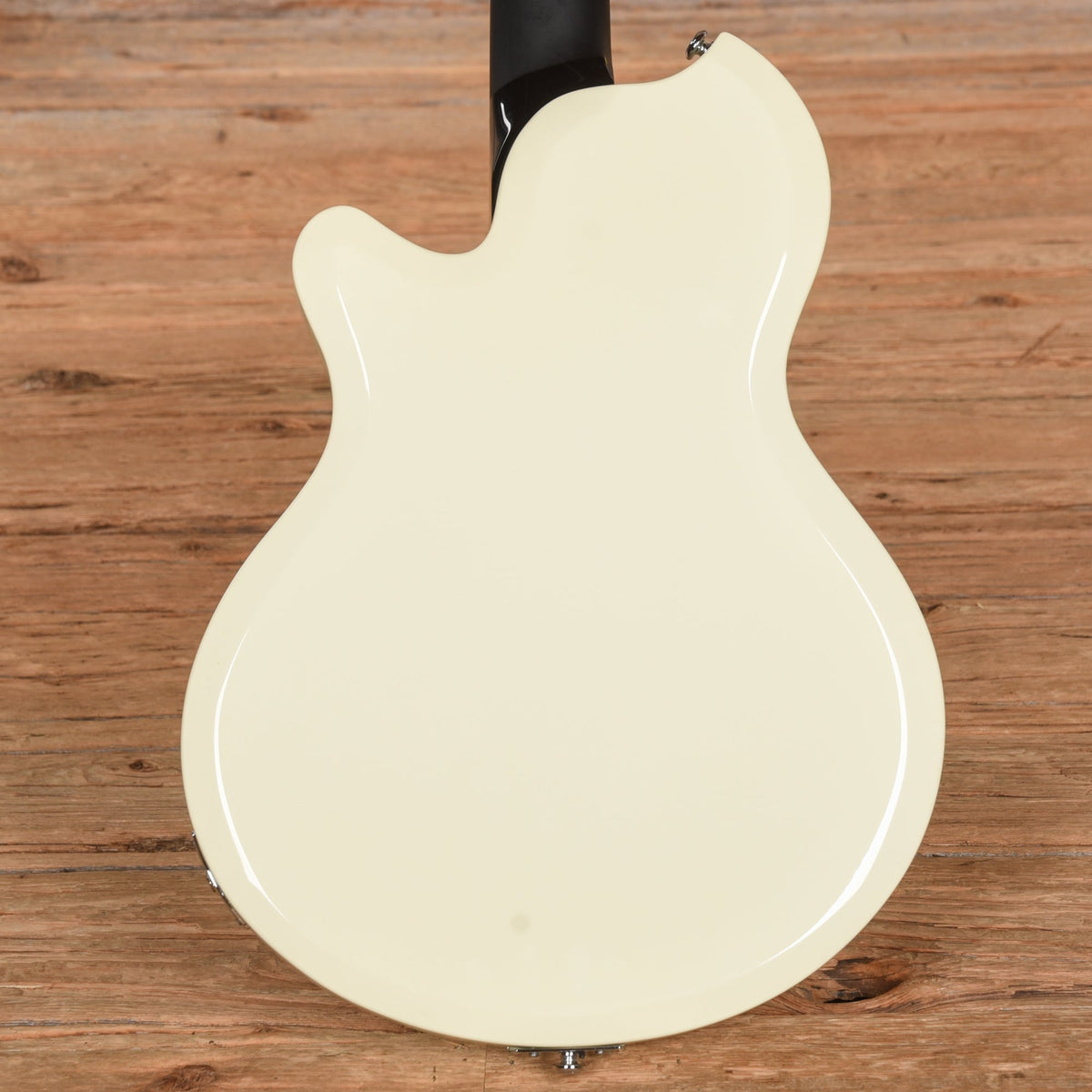 Supro 2010AW Jamesport White - View 3 | MusicMarket