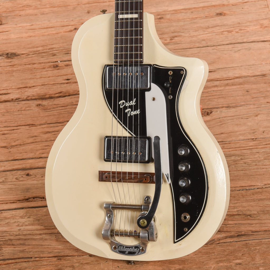 Supro Dualtone White 1962 - View 2 | MusicMarket