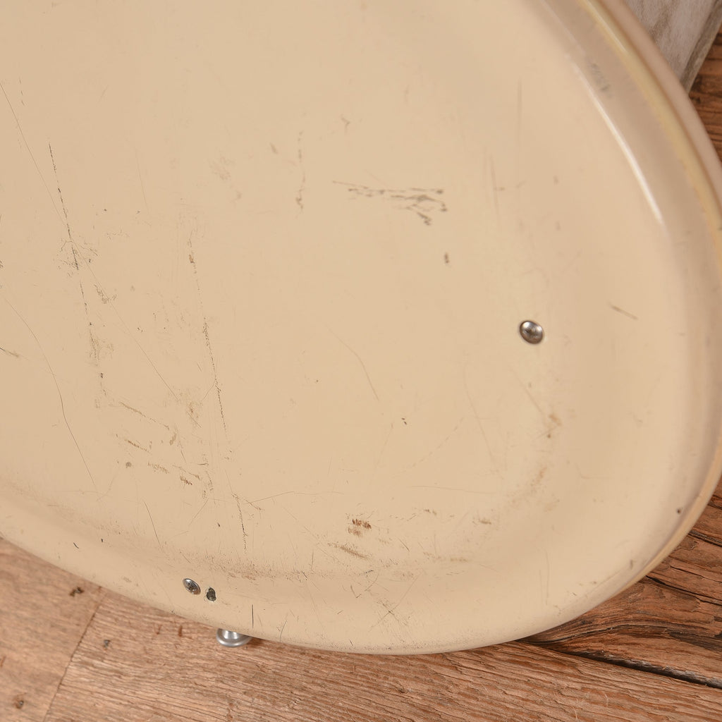 Supro Martinique Val-Trol Ermine White 1960s - View 11 | MusicMarket