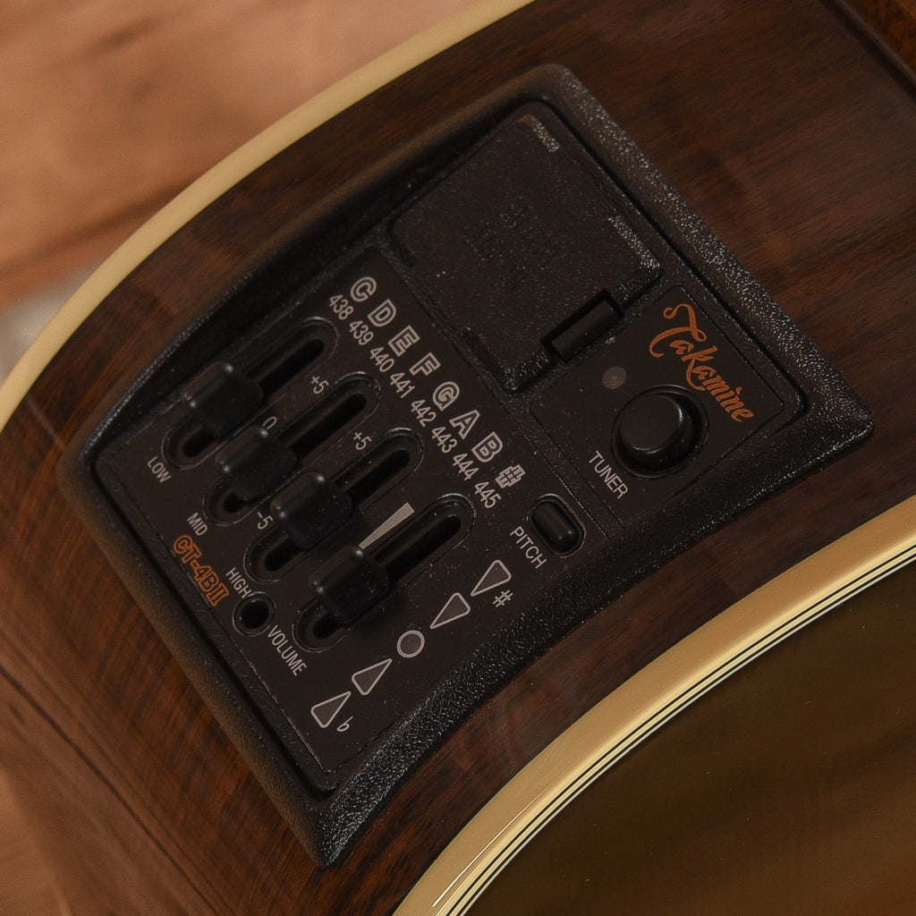 Takamine PTU241C Tobacco Sunburst 2018 - View 10 | MusicMarket