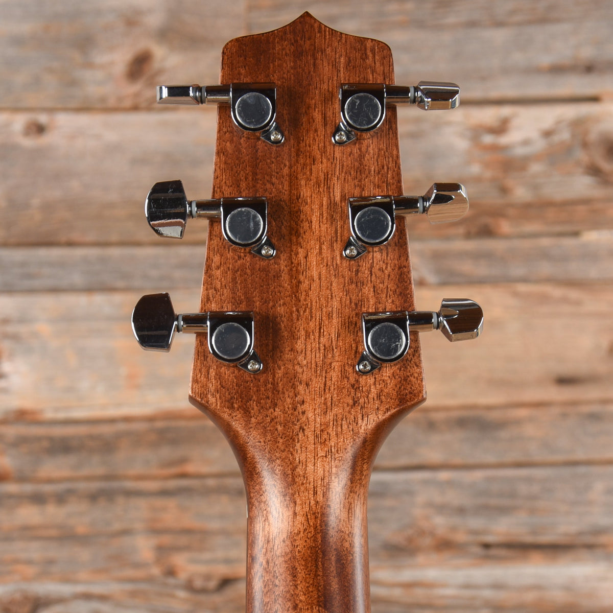 Takamine GN-20 Natural 2022 - View 7 | MusicMarket