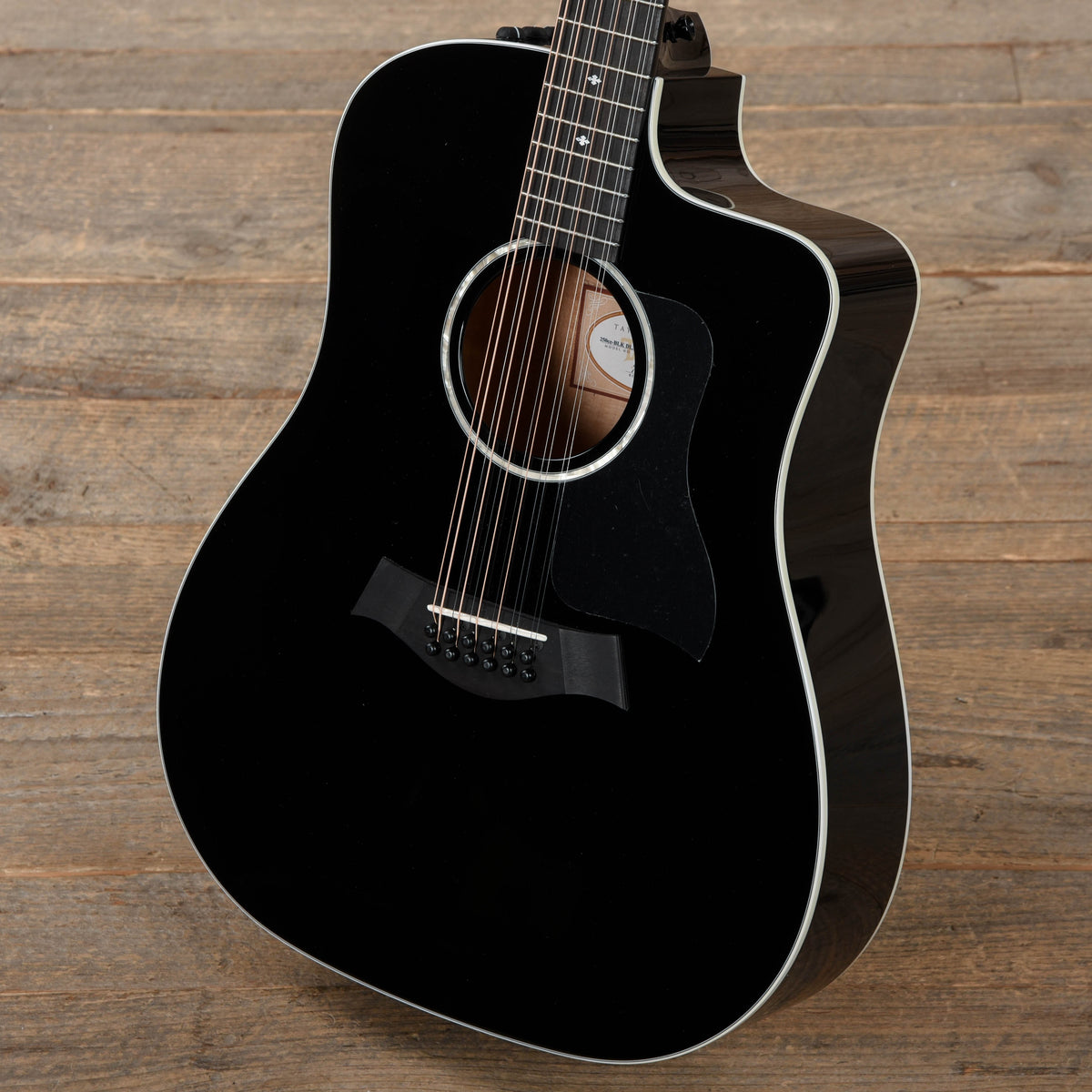 Taylor 250ce-BLK Deluxe 12-String Dreadnought Sitka/Maple Black ES2 - View 2 | MusicMarket
