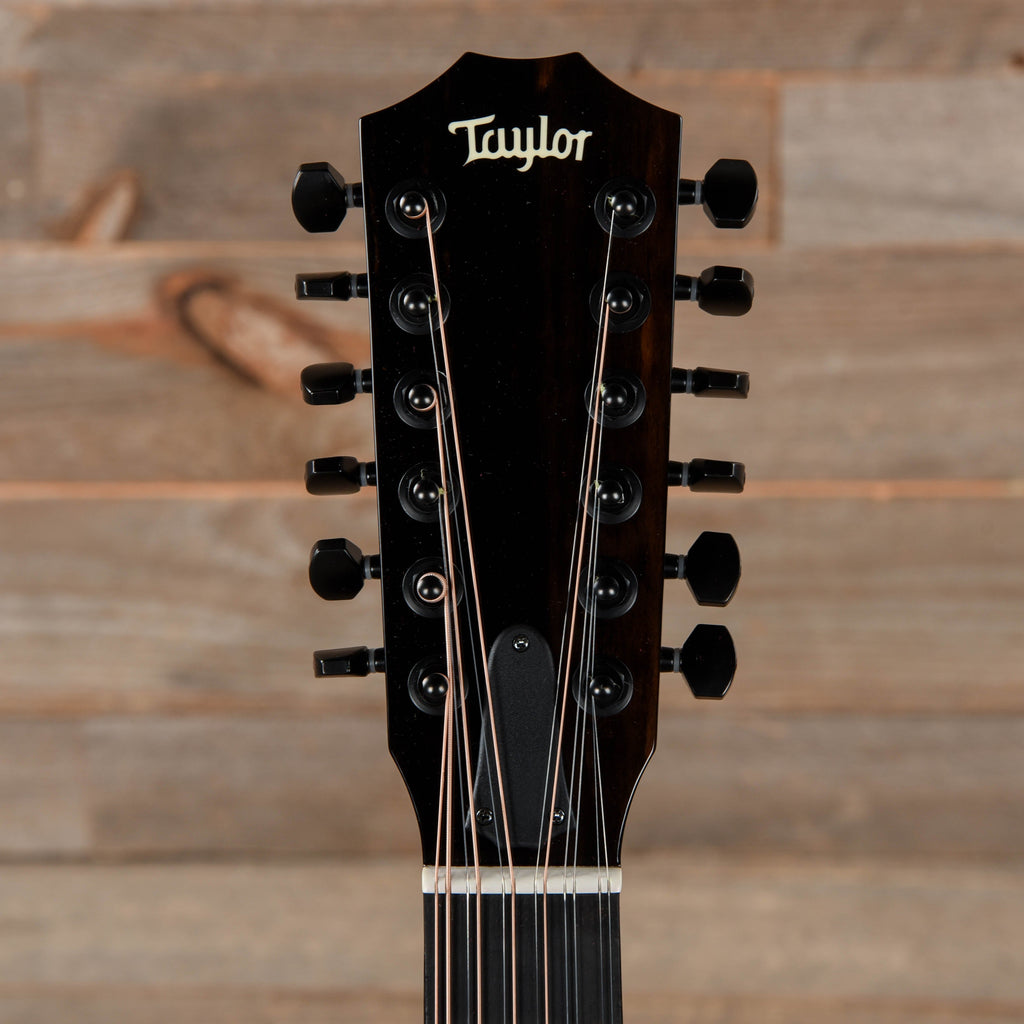 Taylor 250ce-BLK Deluxe 12-String Dreadnought Sitka/Maple Black ES2 - View 6 | MusicMarket