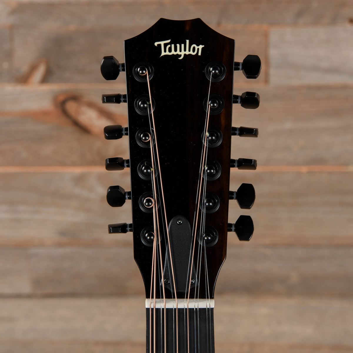 Taylor 250ce-BLK Deluxe 12-String Dreadnought Sitka/Maple Black ES2 - View 6 | MusicMarket