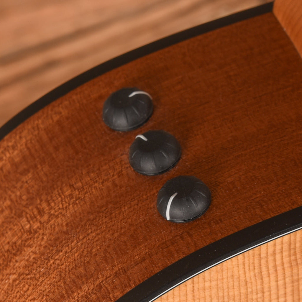 Taylor 112ce Natural 2024 - View 9 | MusicMarket