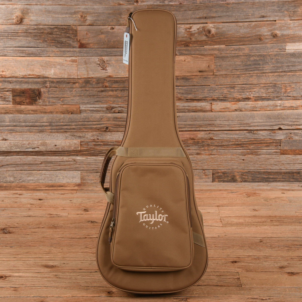 Taylor 212ce Walnut Natural 2024 - View 9 | MusicMarket