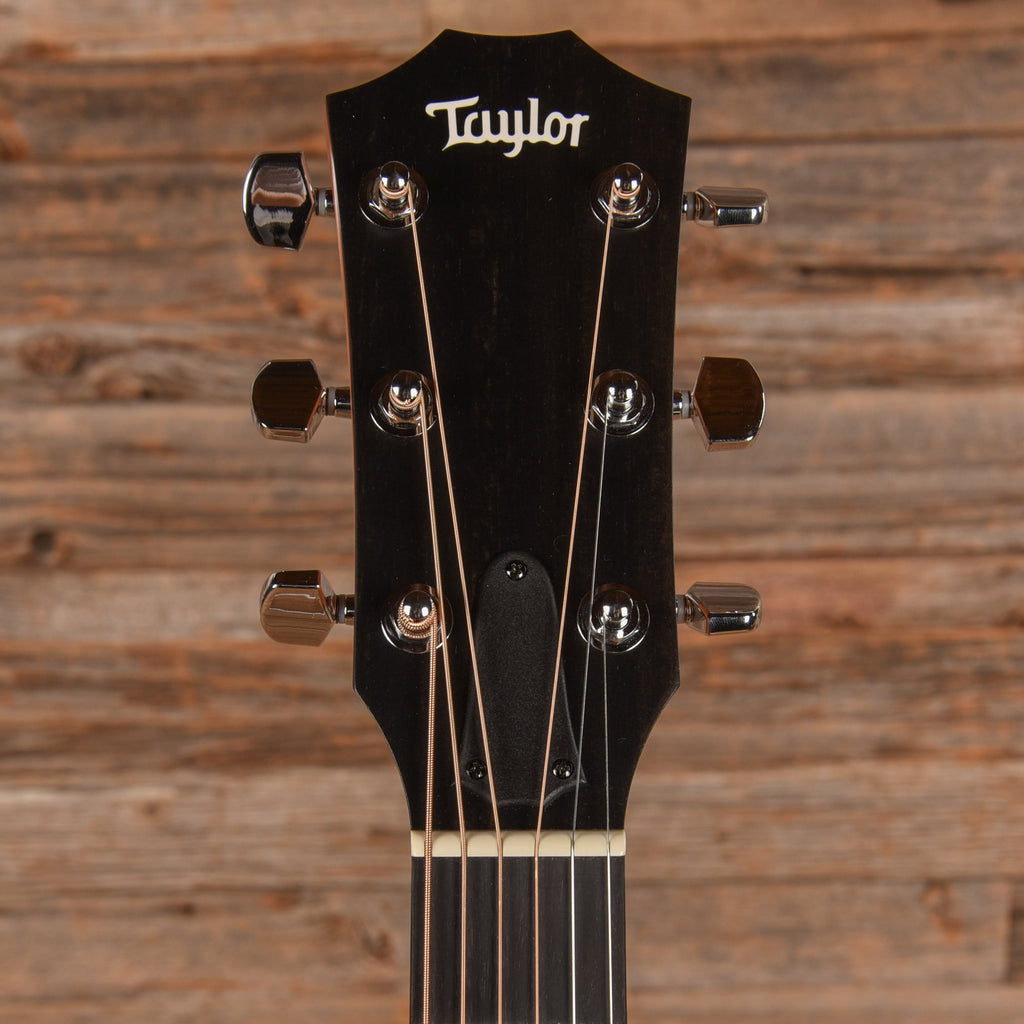 Taylor 212ce Walnut Natural 2024 - View 6 | MusicMarket