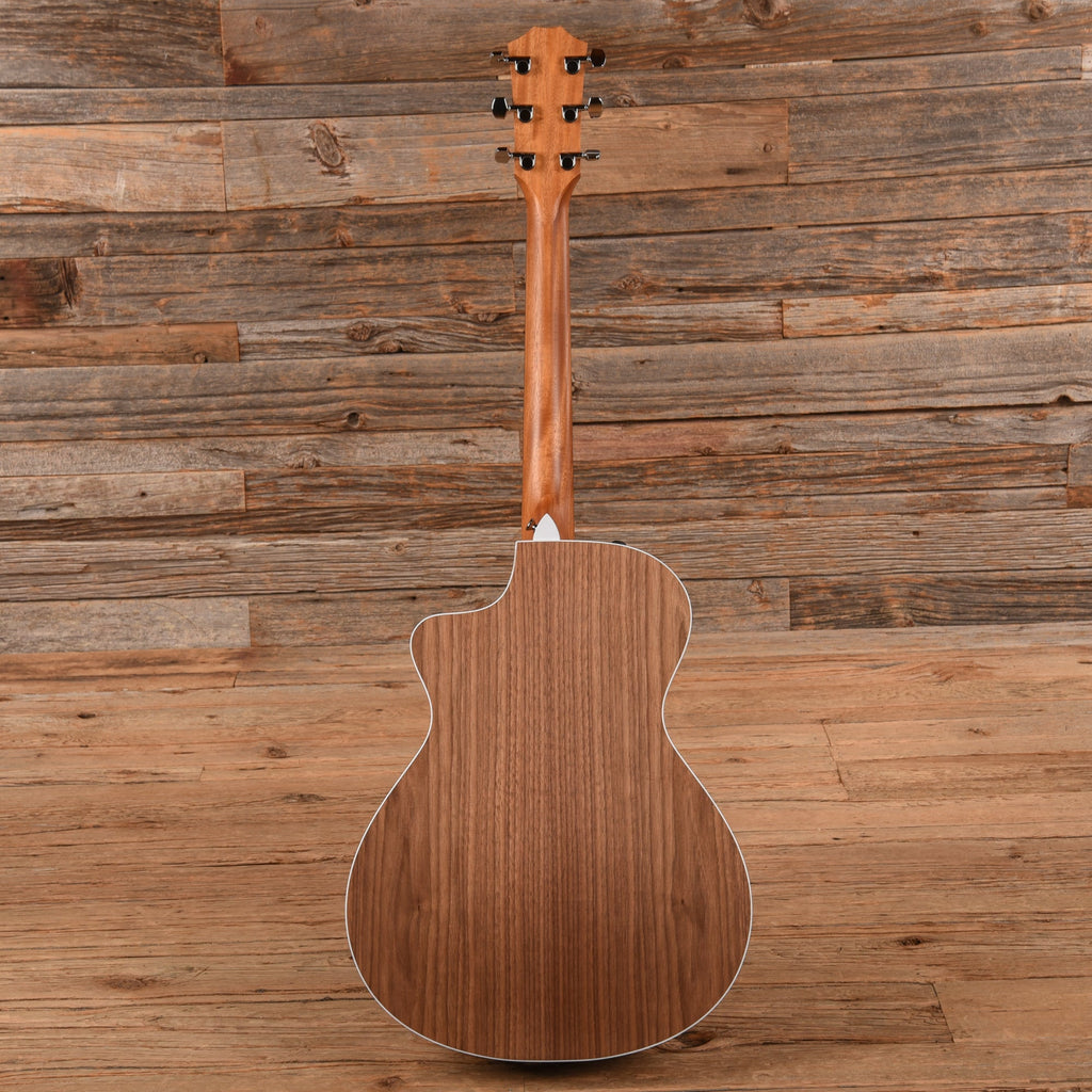 Taylor 212ce Walnut Natural 2024 - View 5 | MusicMarket