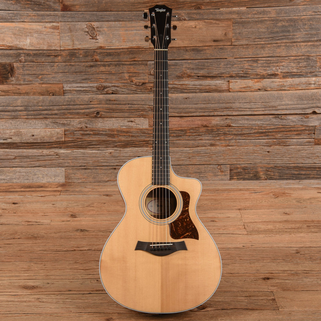Taylor 212ce Walnut Natural 2024 - View 4 | MusicMarket