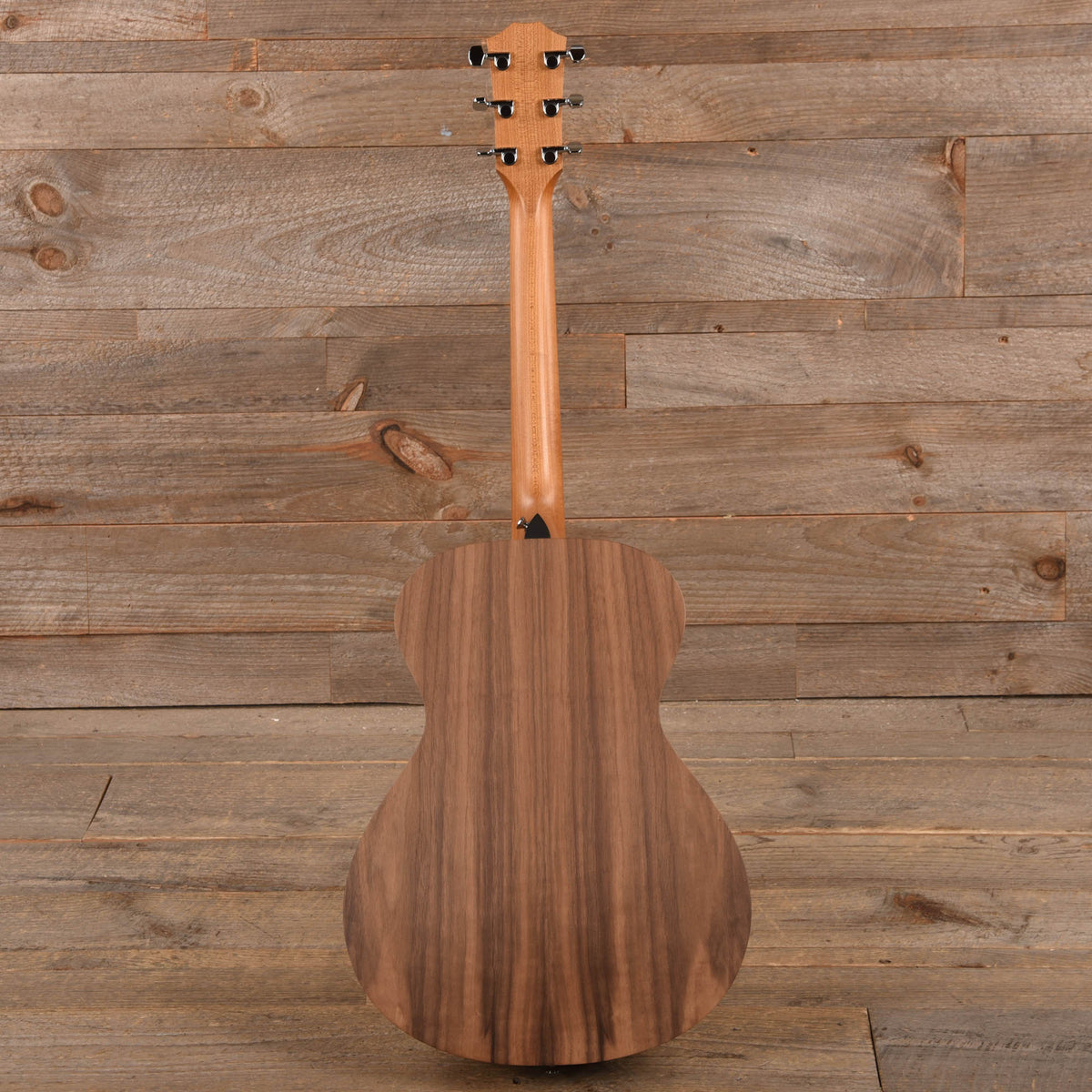 Taylor Academy 12 Grand Concert Sitka/Walnut Natural w/Gig Bag - View 5 | MusicMarket