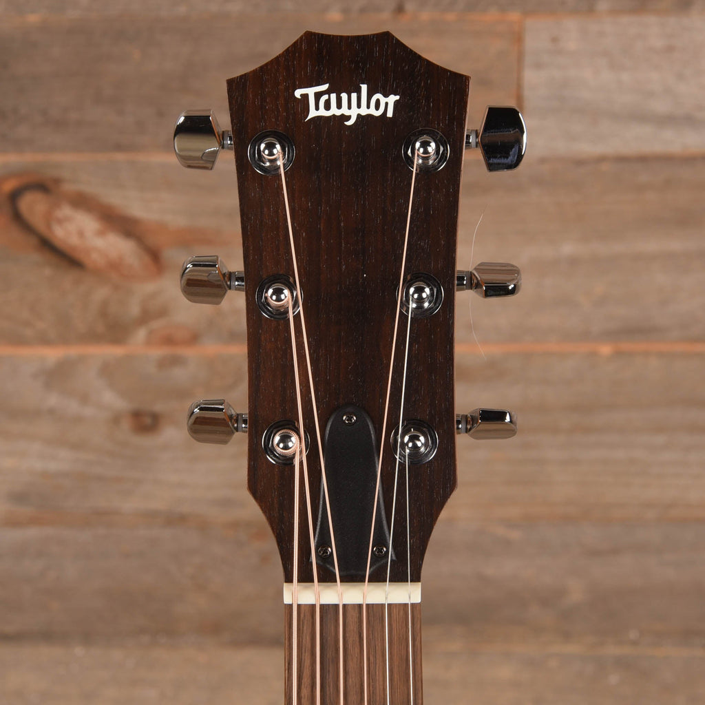 Taylor Academy 12 Grand Concert Sitka/Walnut Natural w/Gig Bag - View 6 | MusicMarket