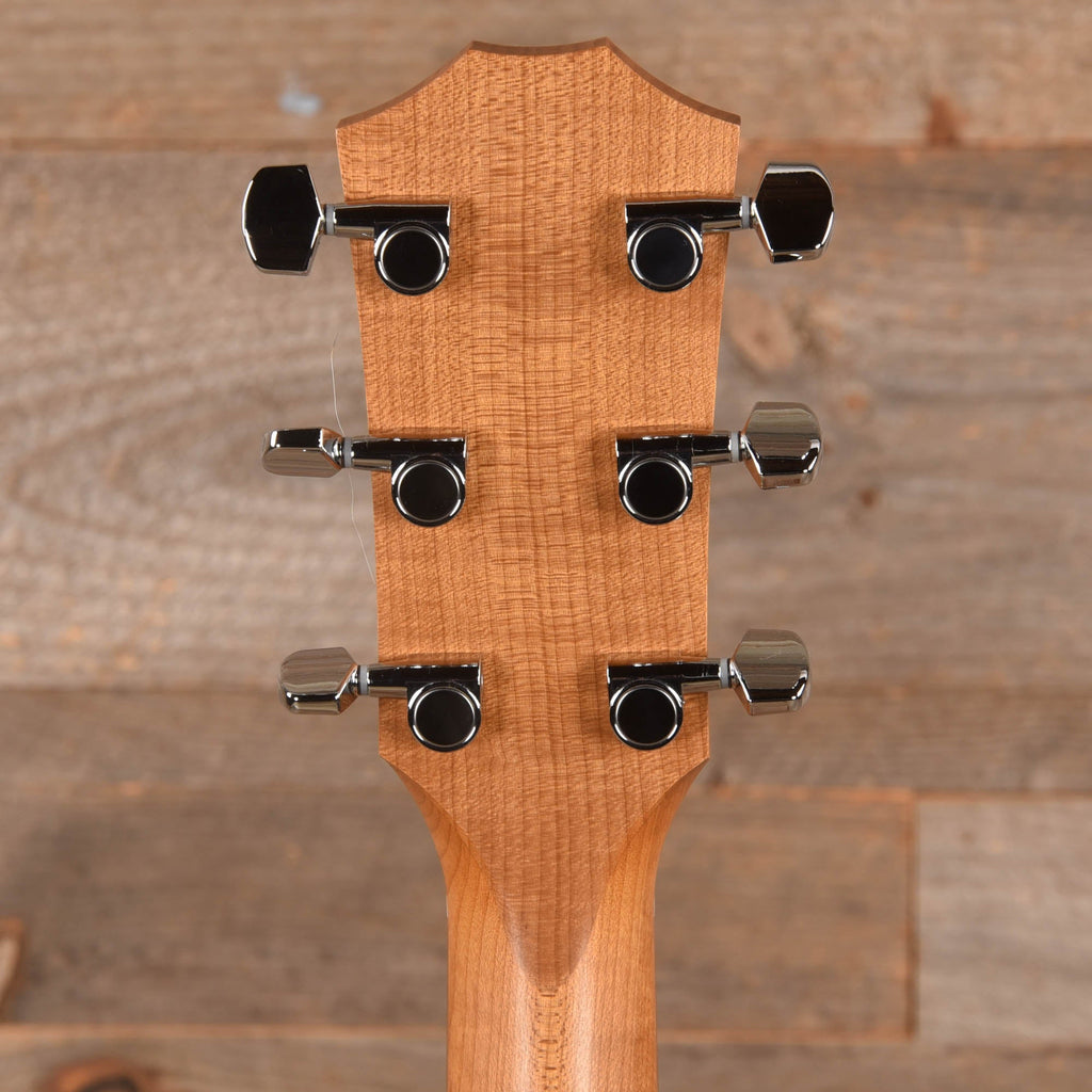 Taylor Academy 12 Grand Concert Sitka/Walnut Natural w/Gig Bag - View 7 | MusicMarket