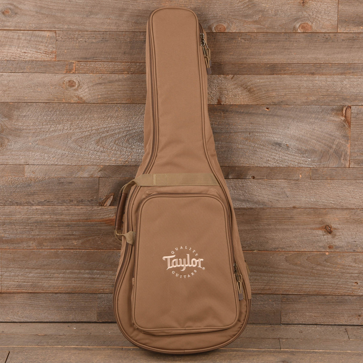 Taylor Academy 12 Grand Concert Sitka/Walnut Natural w/Gig Bag - View 8 | MusicMarket
