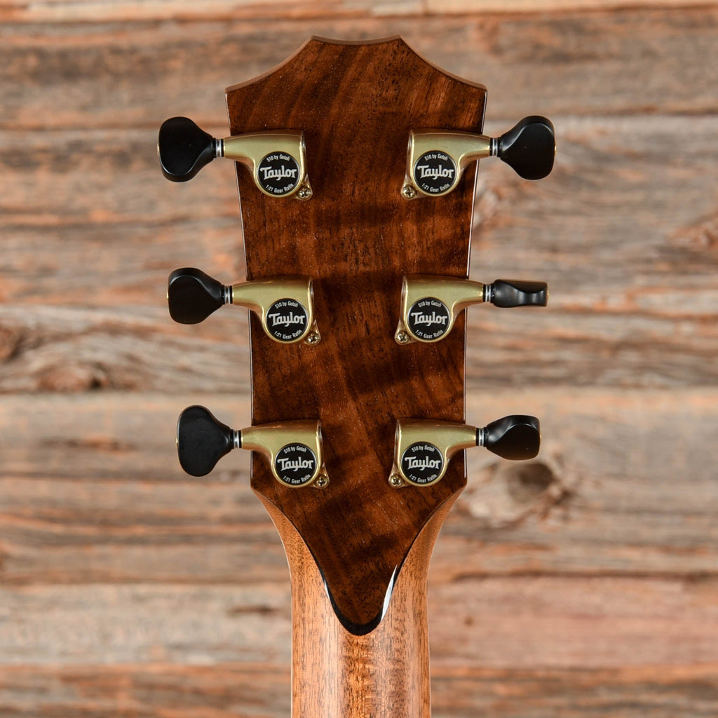 Taylor Custom Grand Concert Western Red Cedar/AA Walnut ES2 w/Figured Maple Binding Tobacco Sunburst 2024 - View 7